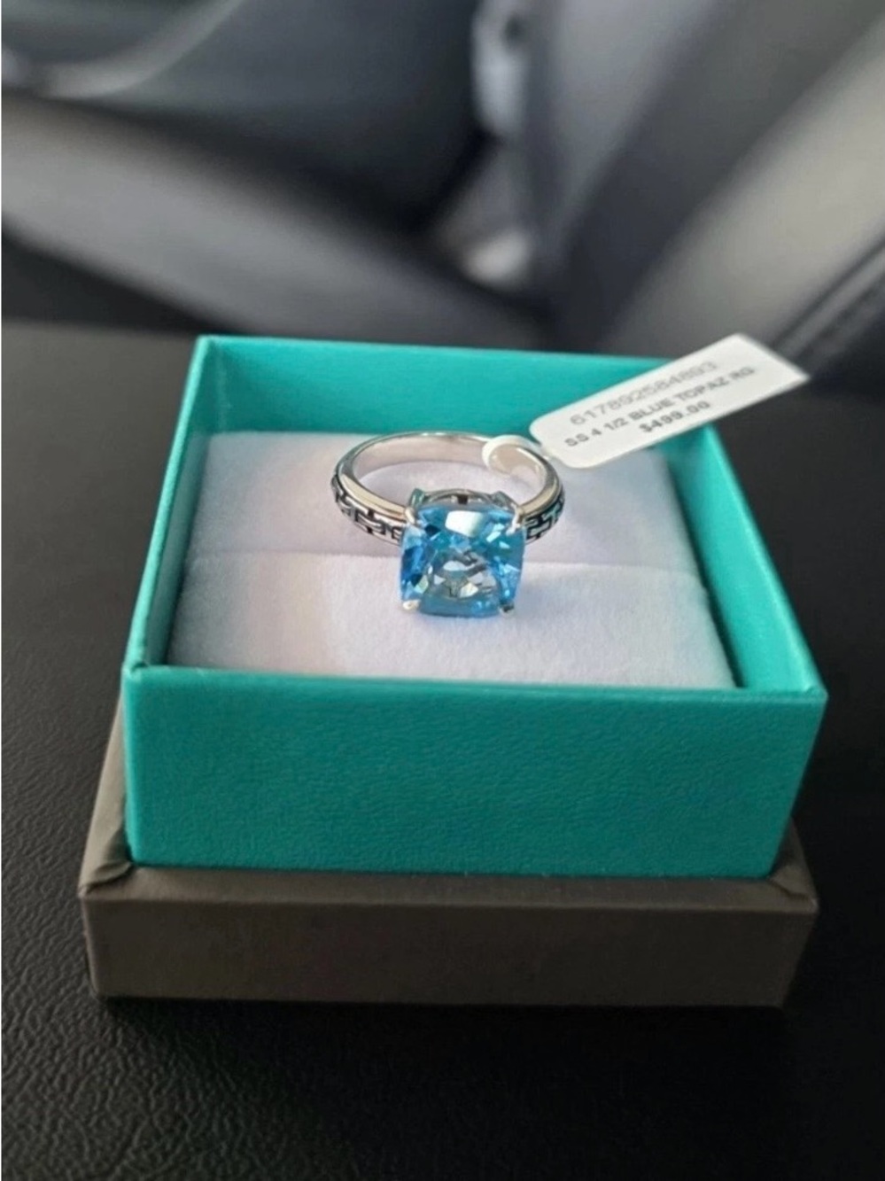 4.5 Kt. GORGEOUS BRILLIANT Effy Ring with Bright Topaz Cushion Cut Gemstone - Picture 3 of 10